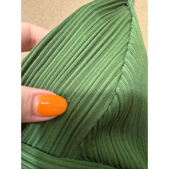 Robin Piccone One Piece - Picture 3 of 8